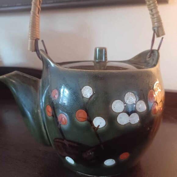 Vintage Mossy Green Ceramic Asian Teapot with Bamboo Wrapped Handle - Picture 10 of 10